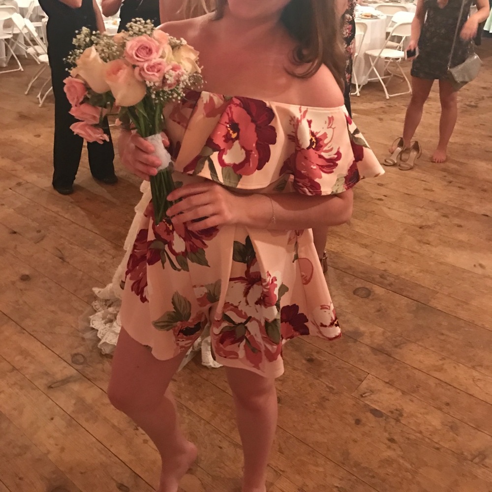 Floral Romper - Picture 2 of 2